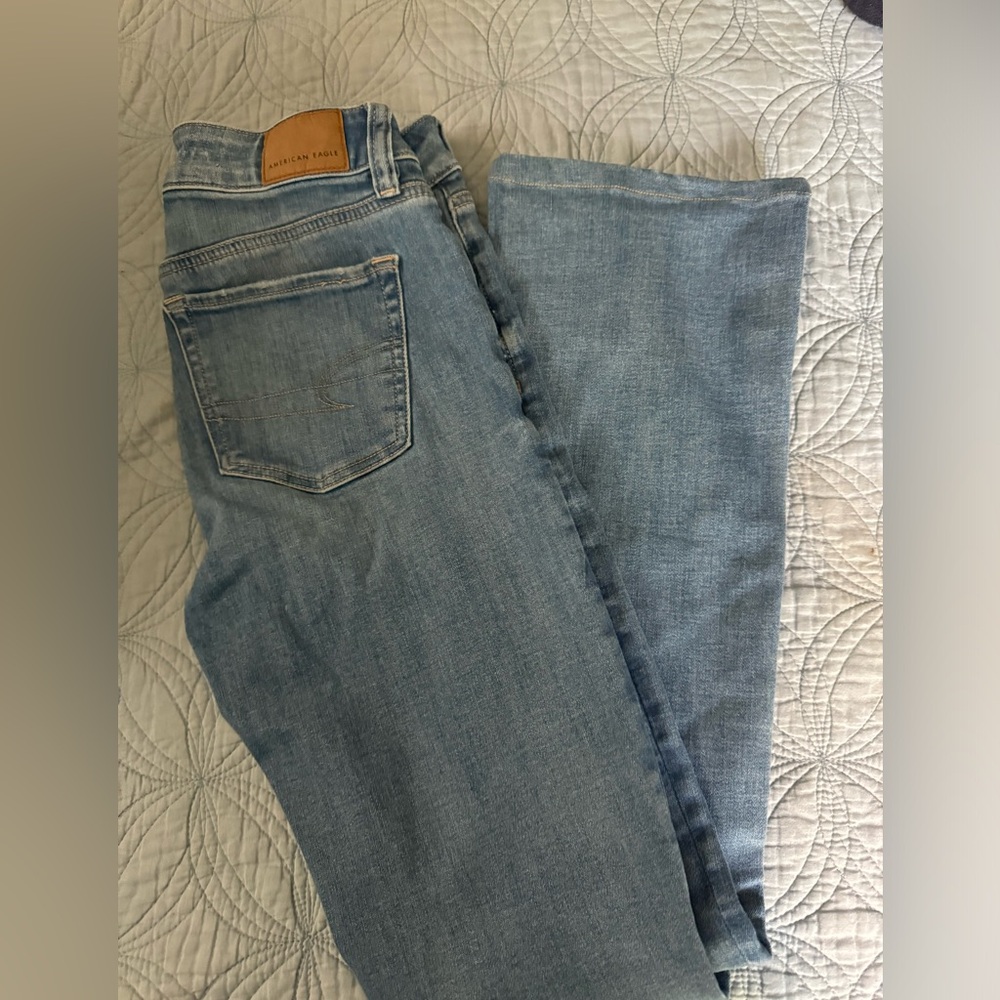 American Eagle kick boot Jeans💗